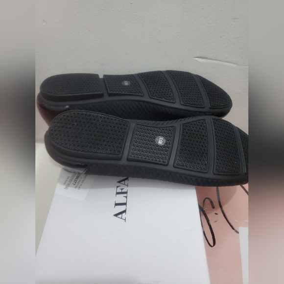 Alfani Women's Step 'N Flex Tavii Flats, - Picture 5 of 5